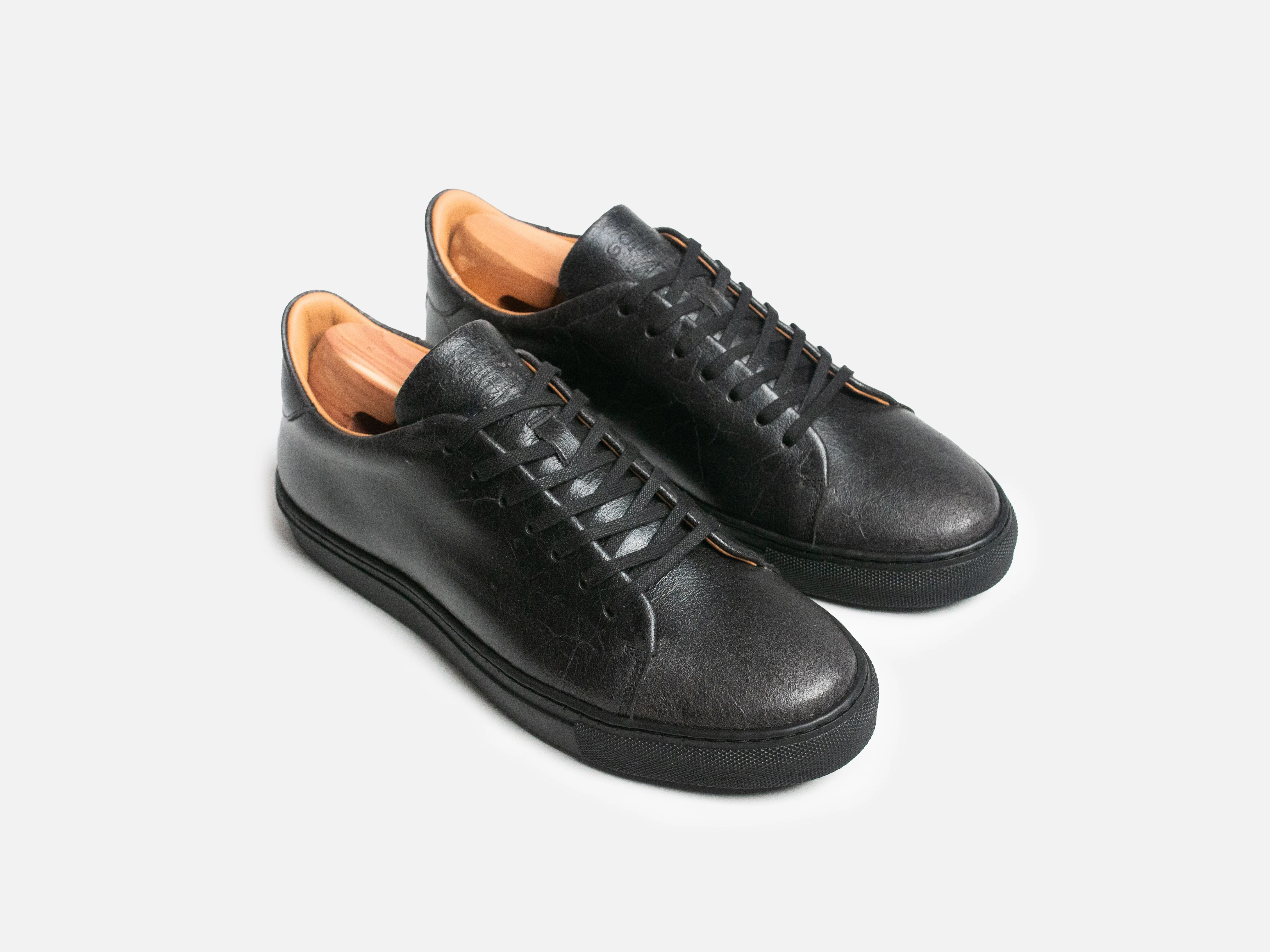 The Mellor II Sneaker - Charles F Stead Crazy Cow Black - Image 3
